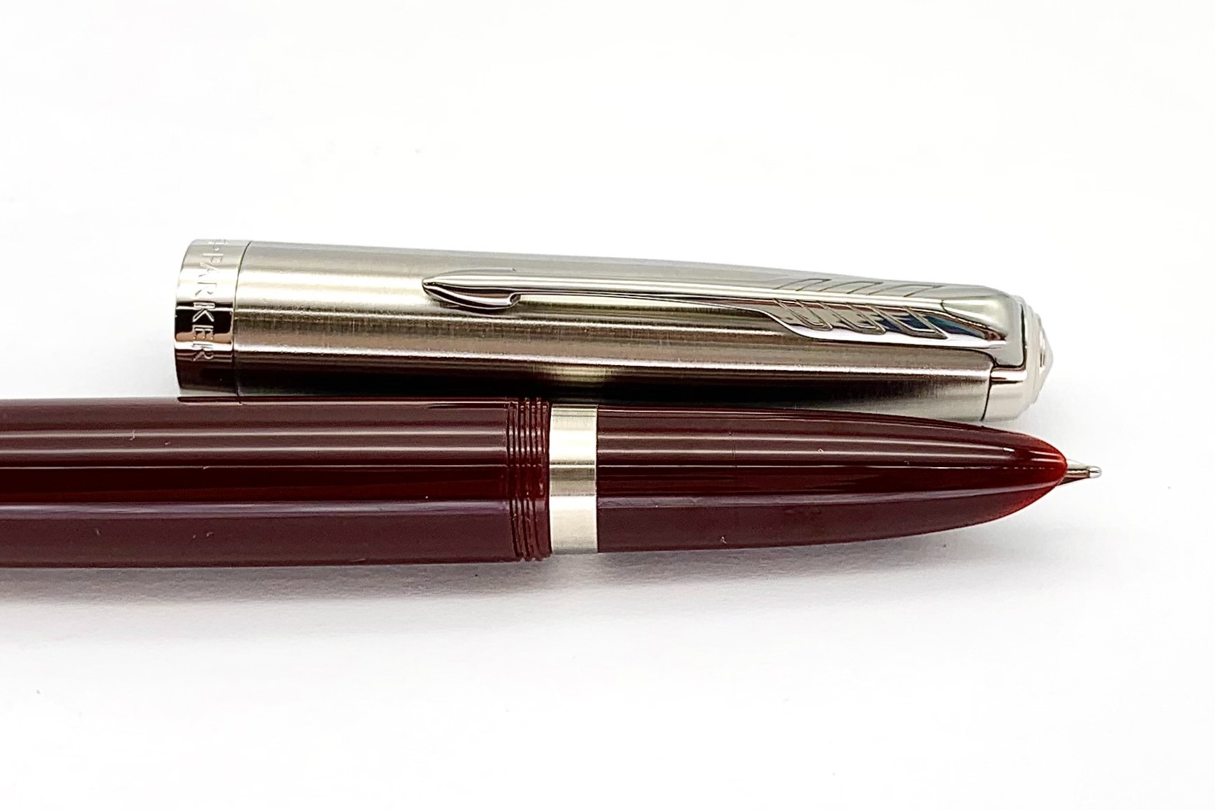 Parker51BurgundyChromeTrimFPSteelNib_i
